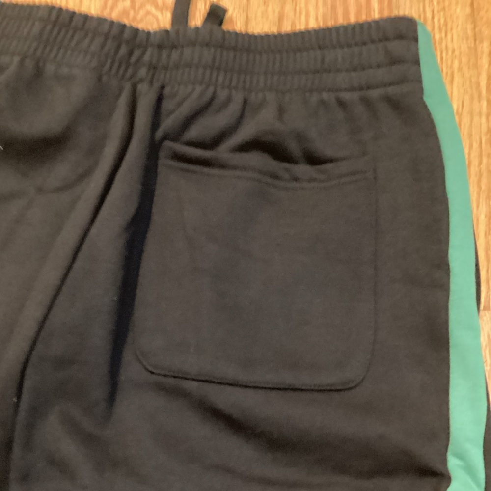 Reebok Men’s Black and Green Track Pants - Picture 6 of 6